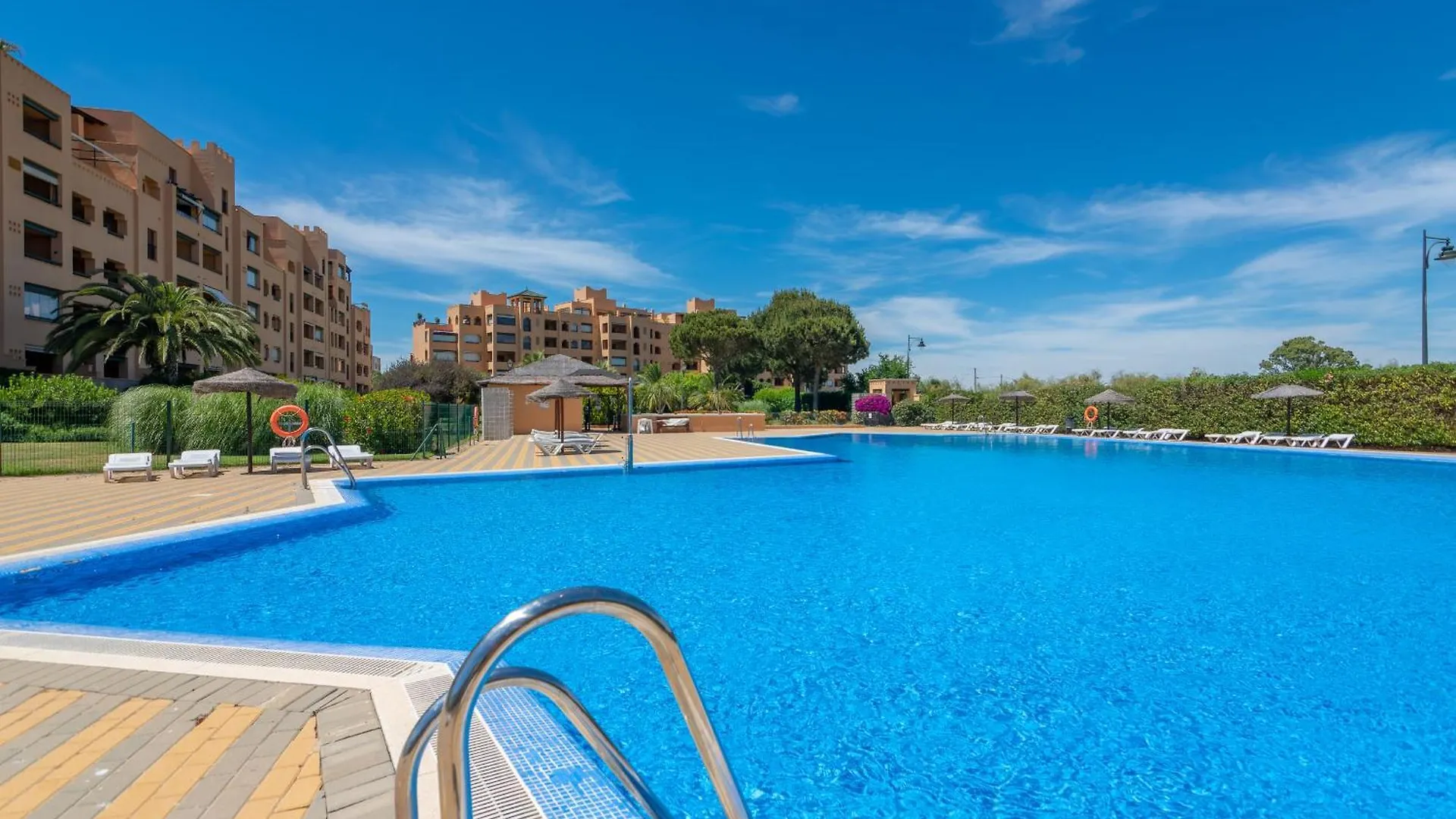 Apartament Los Albatros By H - Playa De Los Haraganes Hahb101P50 Isla Canela Hiszpania